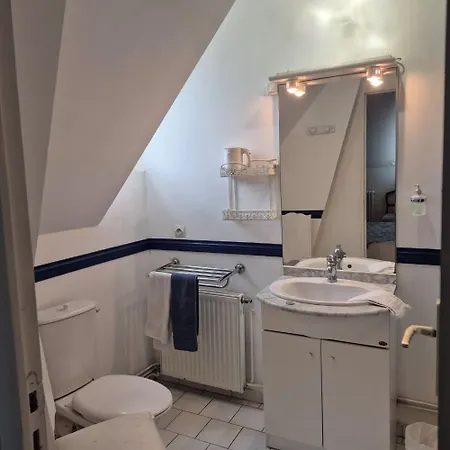 Les Iris Bed and breakfast 3*